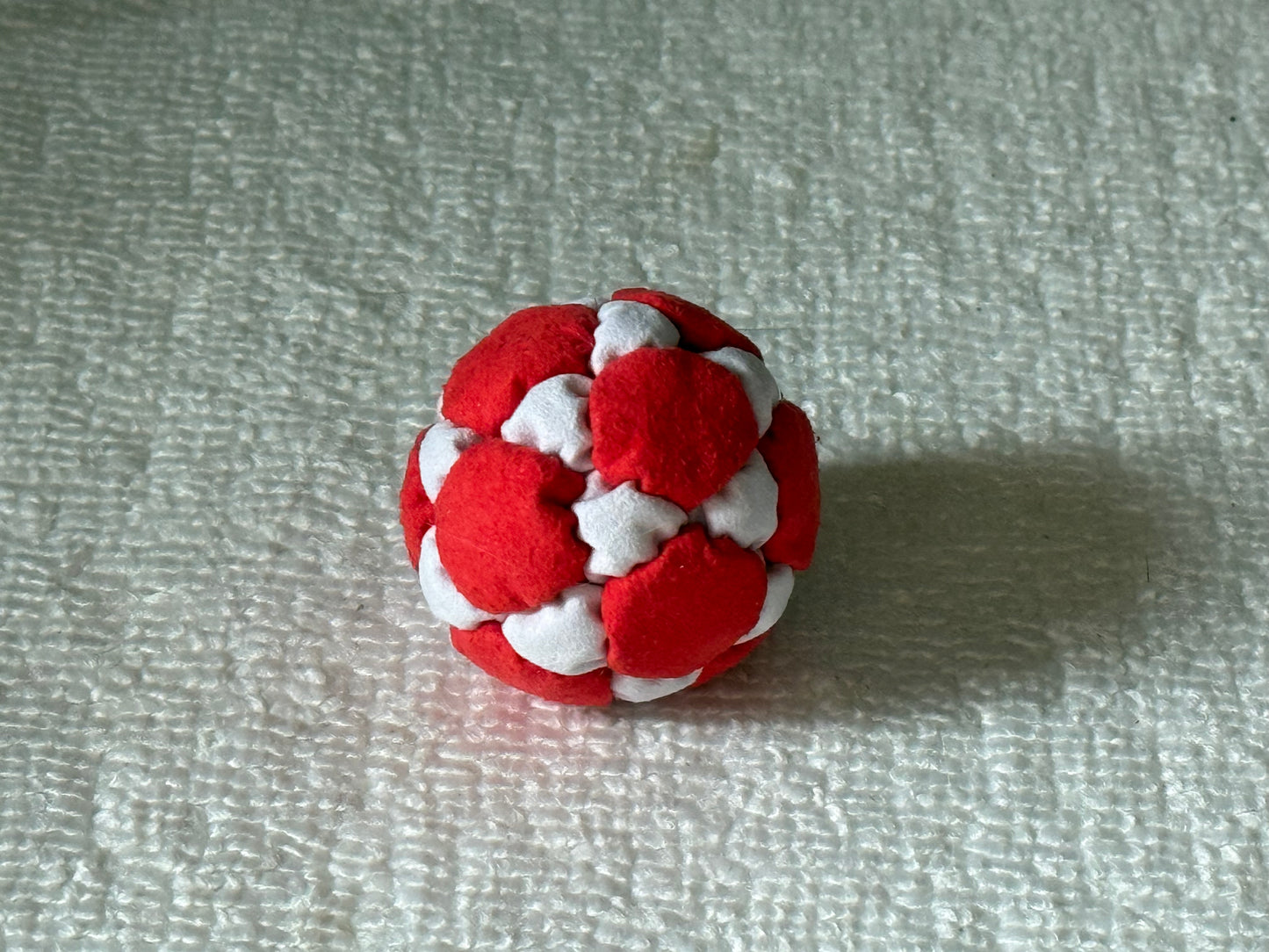 Zośka Footbag 32-panelowa — z metalowym wypełnieniem